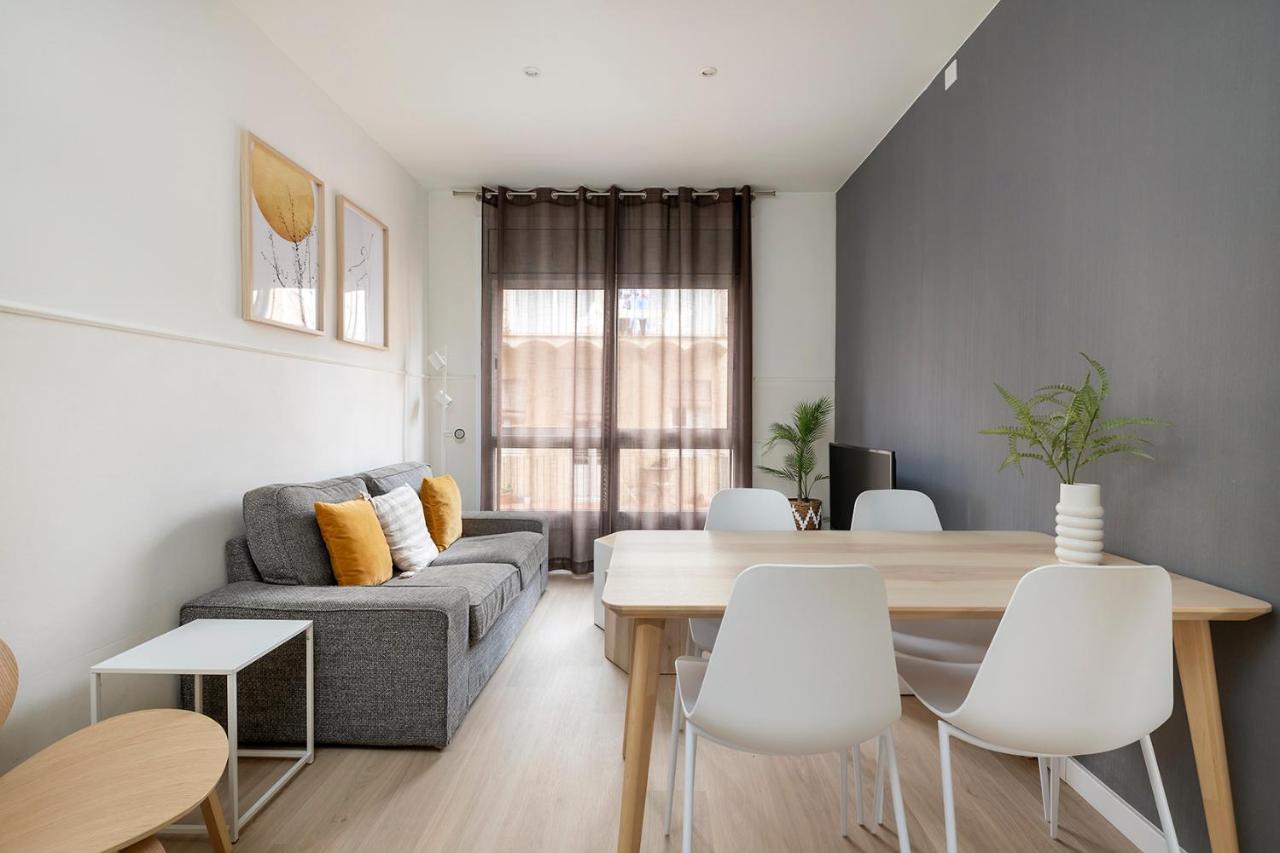 Apartments Sata Sagrada Familia Area Barcelona Eksteriør billede