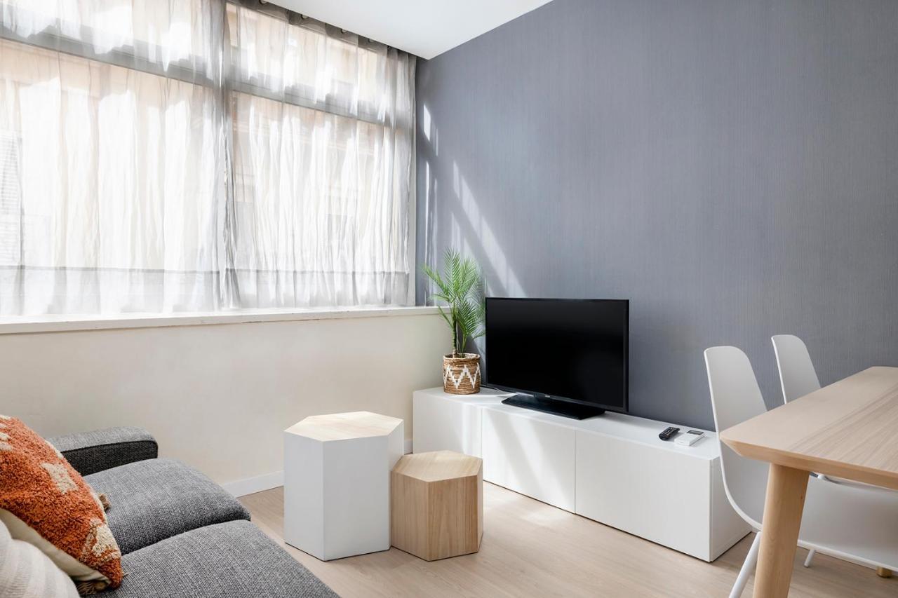 Apartments Sata Sagrada Familia Area Barcelona Eksteriør billede