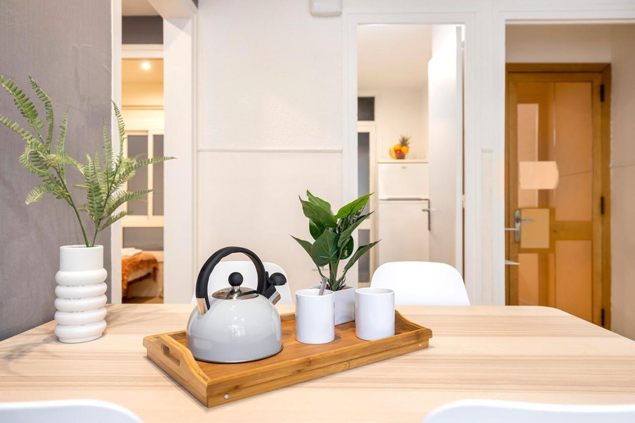 Apartments Sata Sagrada Familia Area Barcelona Eksteriør billede