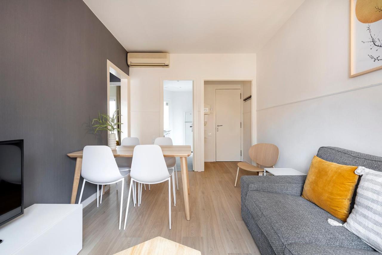 Apartments Sata Sagrada Familia Area Barcelona Eksteriør billede