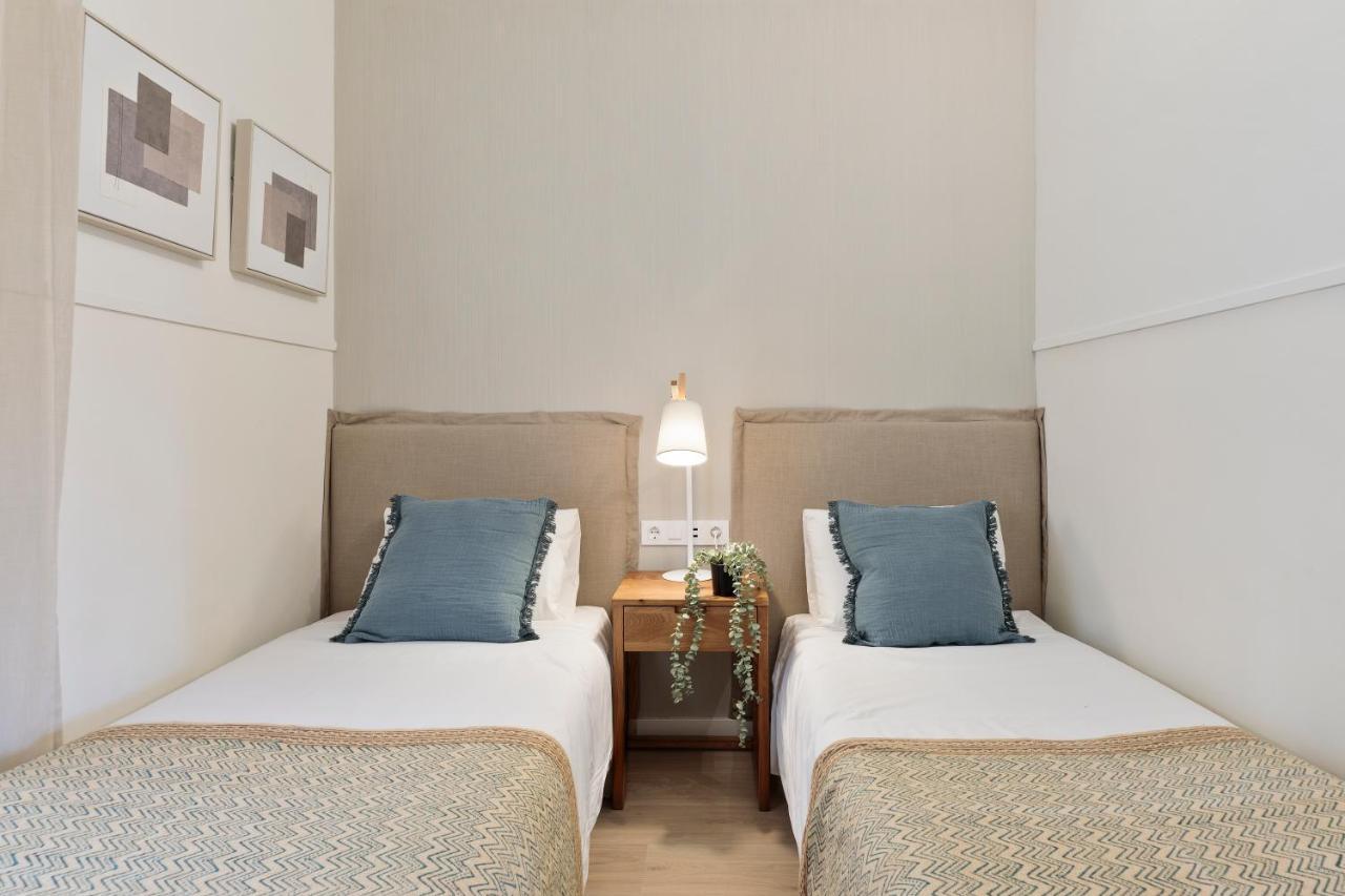 Apartments Sata Sagrada Familia Area Barcelona Eksteriør billede